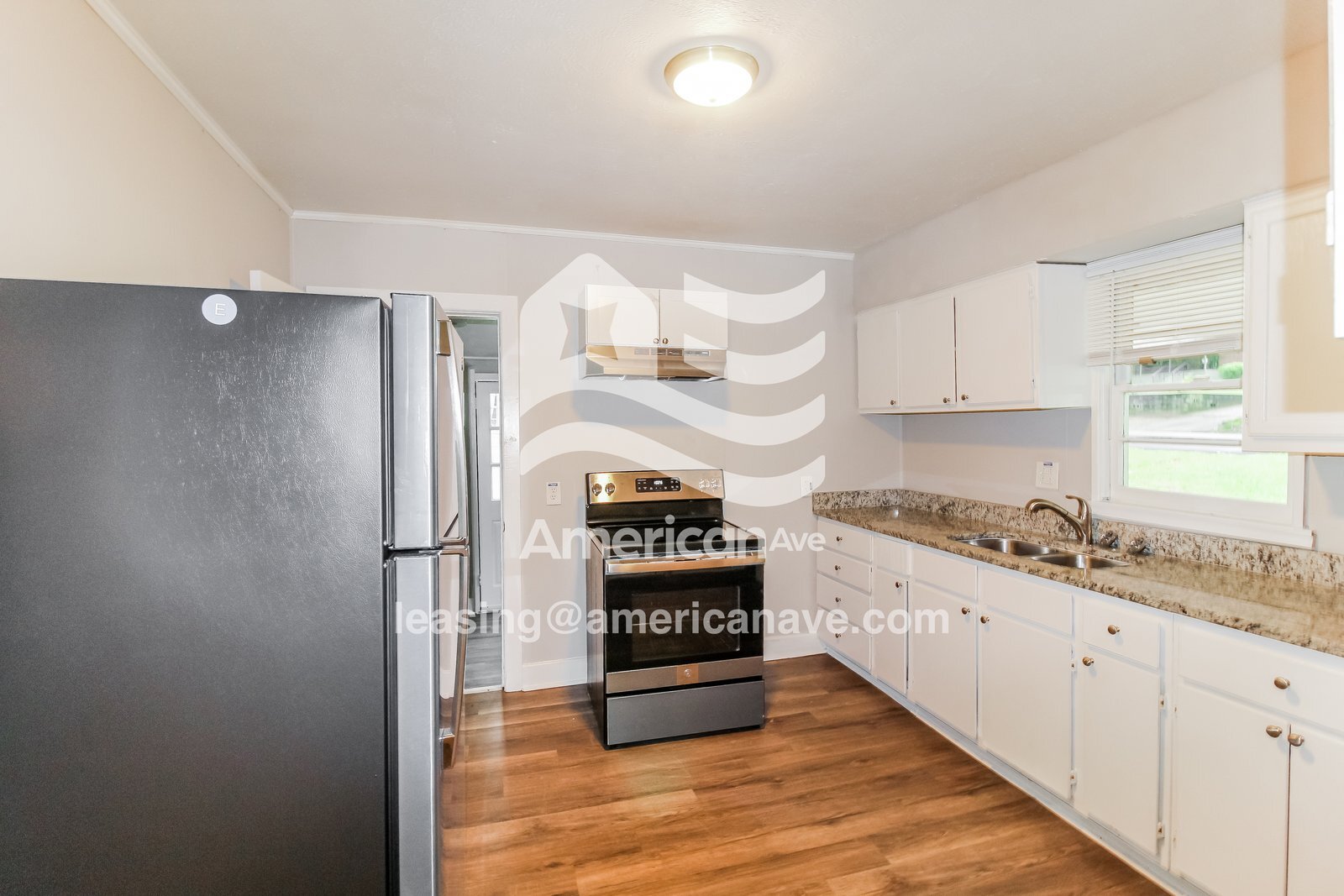 Building Photo - 4208 16th Ave