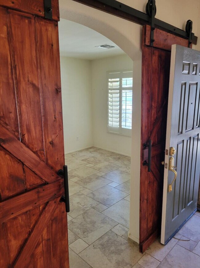 Building Photo - 21746 Backus Dr