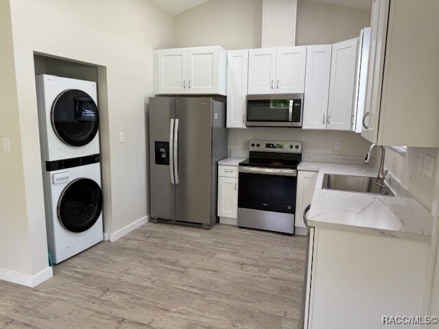 Building Photo - 5838 W Green Acres St
