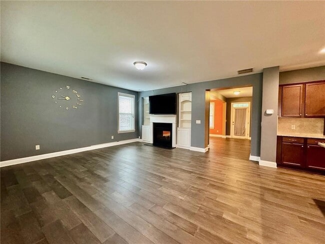 Building Photo - 1514 Chelsea Falls Ln