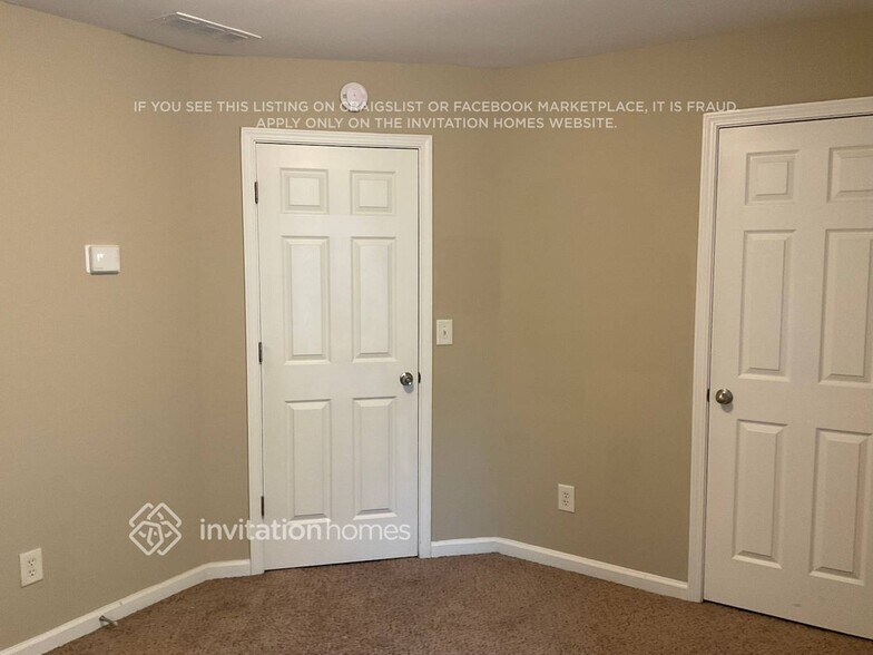 Building Photo - 3177 Wyesham Cir