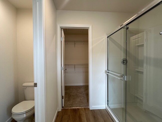 Building Photo - 2320 Horseshoe Cir