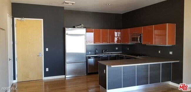Building Photo - 2 br, 2 bath Condo - 801 S Grand Ave Apt 2107