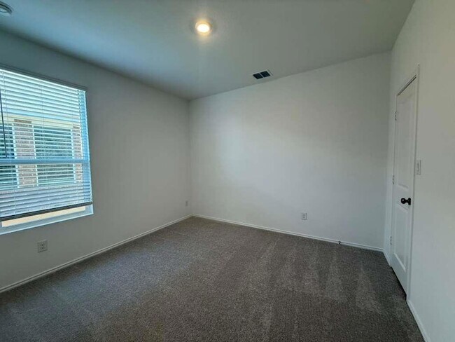 Building Photo - 238 Rodney Boat Rd