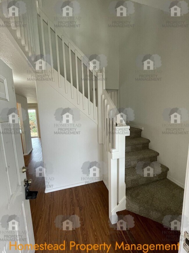 Building Photo - 166