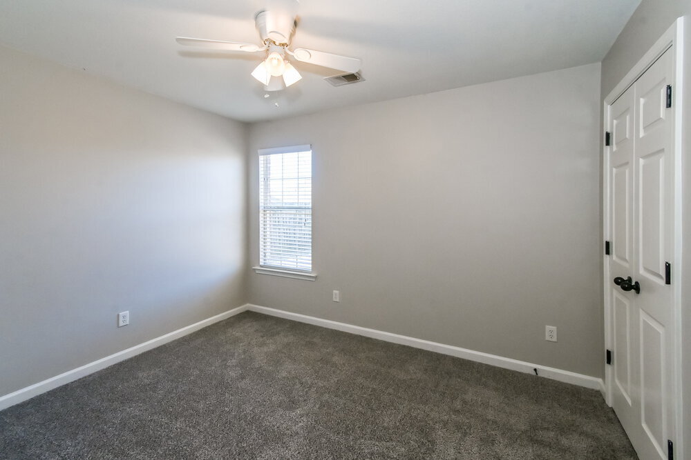 Building Photo - 5899 Antler Trail