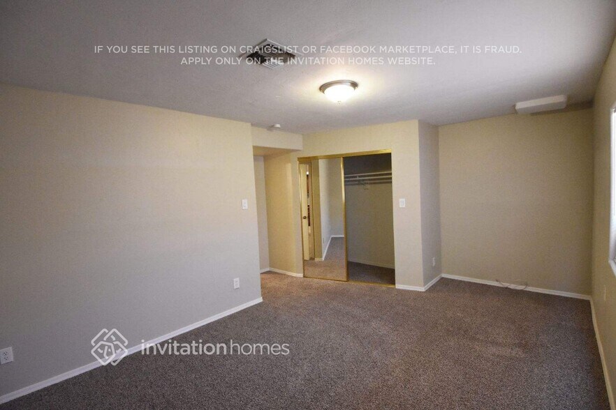Building Photo - 548 N 98th St