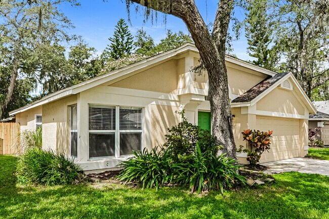 Building Photo - 1096 Manigan Ave