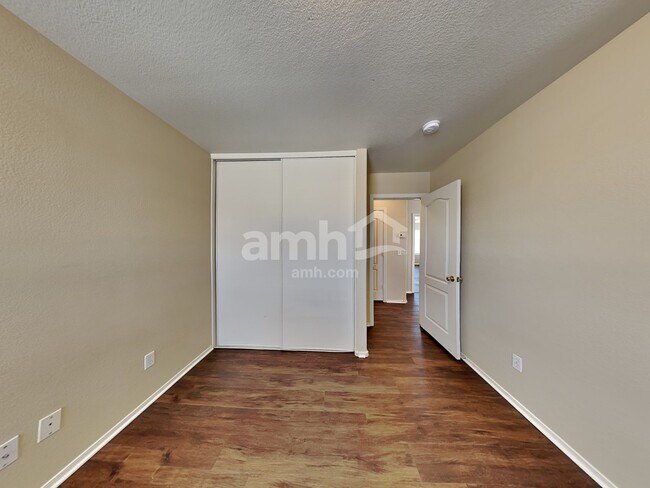 Building Photo - 16106 N 170th Ln