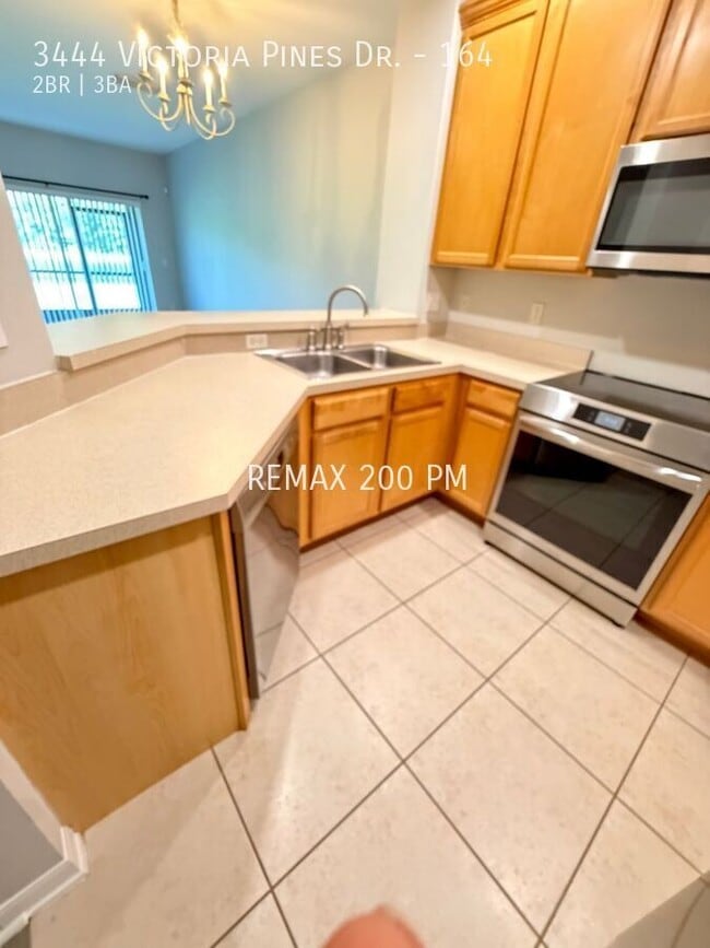 Building Photo - 3444 Victoria Pines Dr
