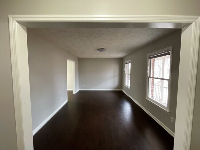 Building Photo - Updated 4 Bedroom / 3 Bathroom with In-Law Suite in Jack Britt School District!