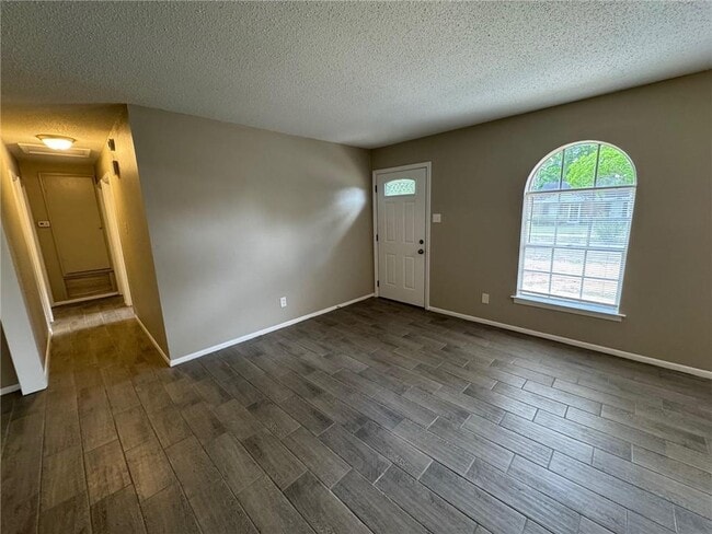 Building Photo - 6564 Cynthia Dr