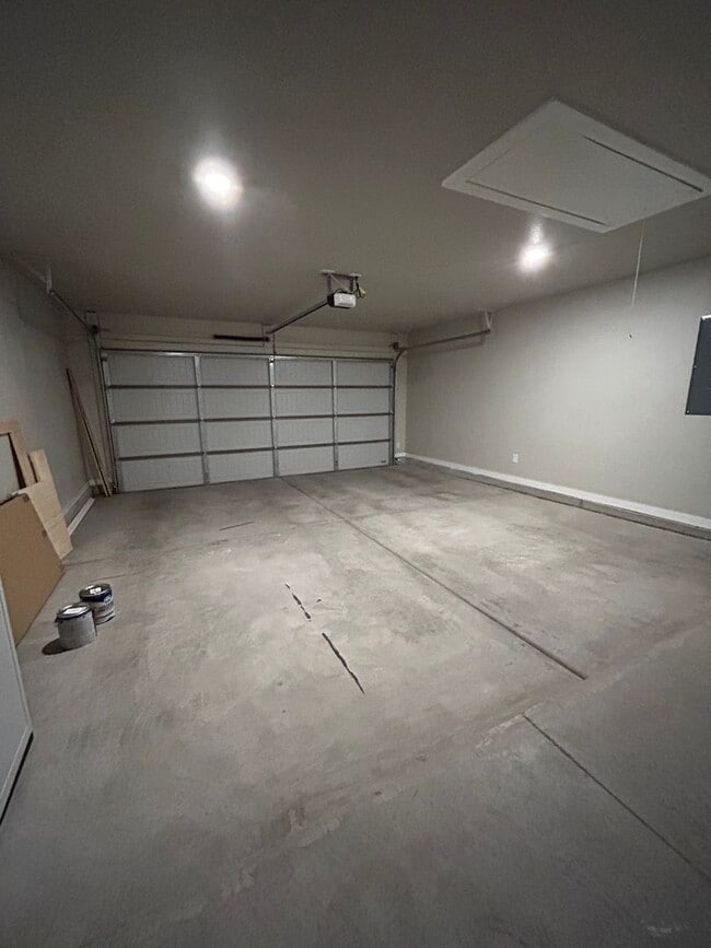 Building Photo - Beautiful Home in North Park