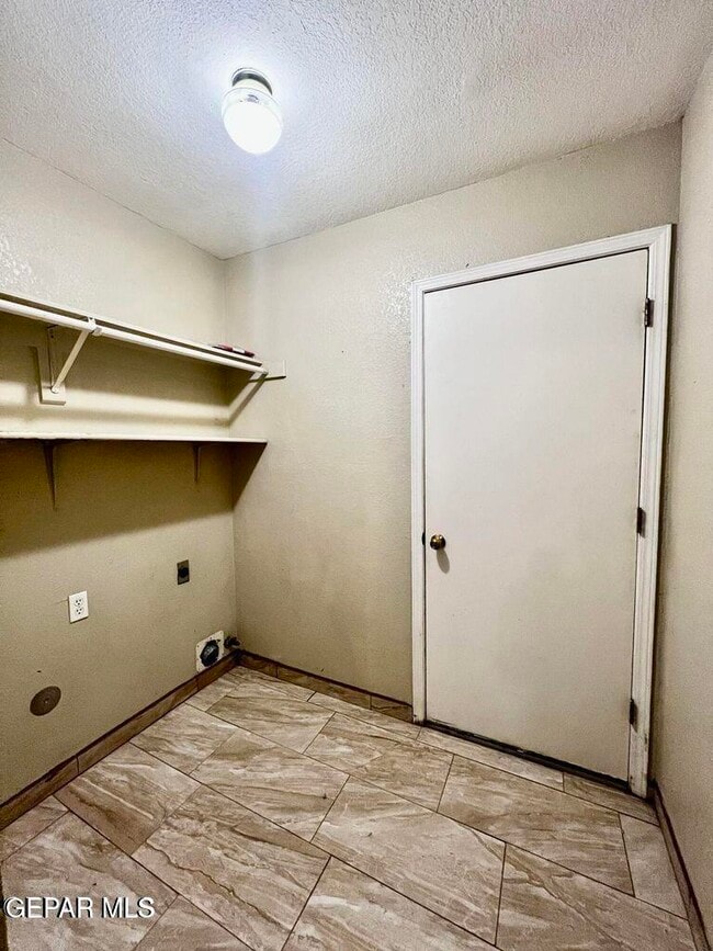 Building Photo - 12266 Amstater Cir