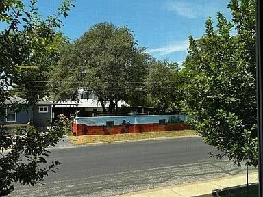 Building Photo - 1110 Justin Ln