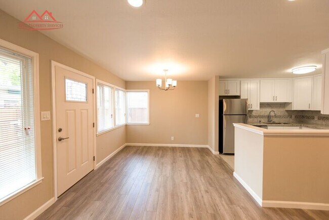 Building Photo - 1823 El Parque Ct