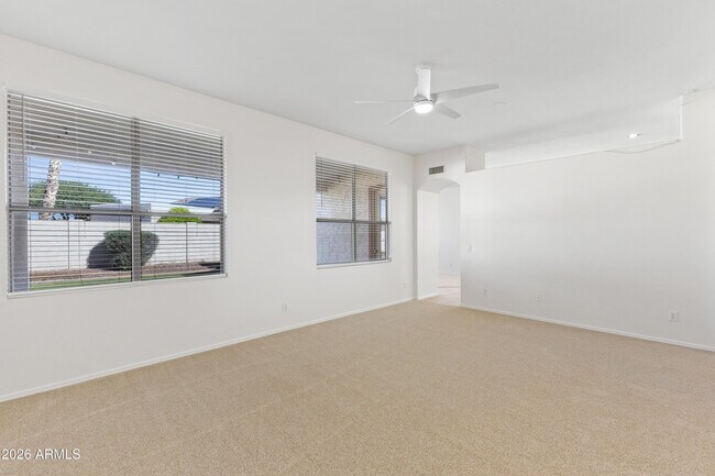 Building Photo - 6586 W Oraibi Dr