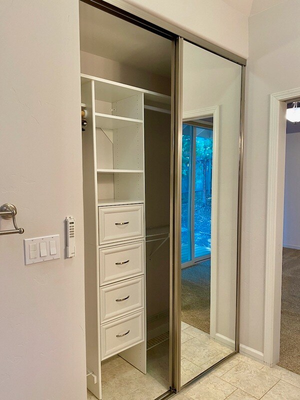 Building Photo - 13055 Summit Ridge Dr