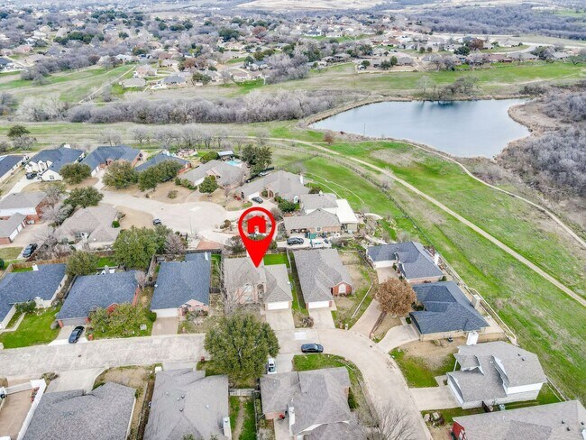 Building Photo - 8434 Golf Club Cir