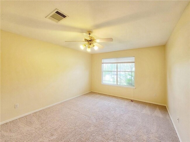 Building Photo - 503 Lafayette Square Dr