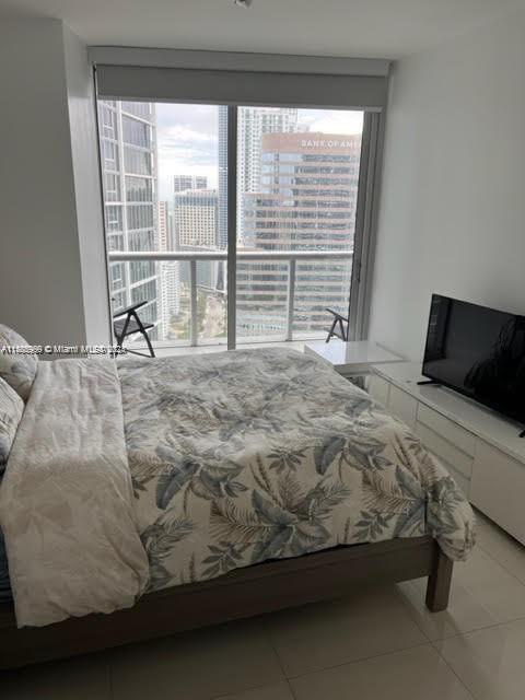 Building Photo - 475 Brickell Ave