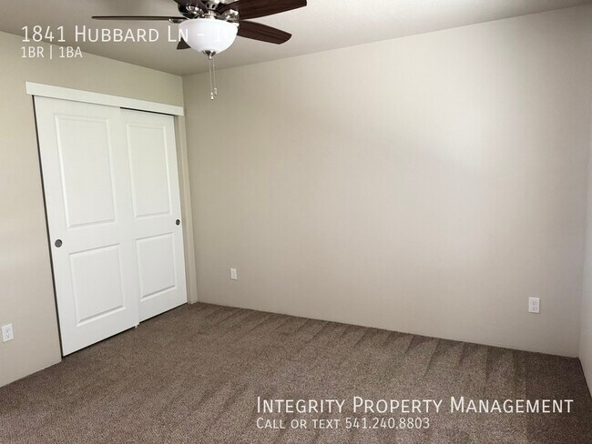 Building Photo - 1841 Hubbard Ln