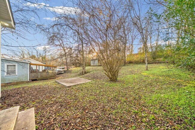 Building Photo - 610 Ford St