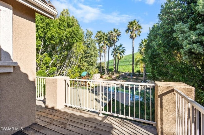 Building Photo - Beautiful 5 bed, 4.5 bath pool home in Wood Ranch