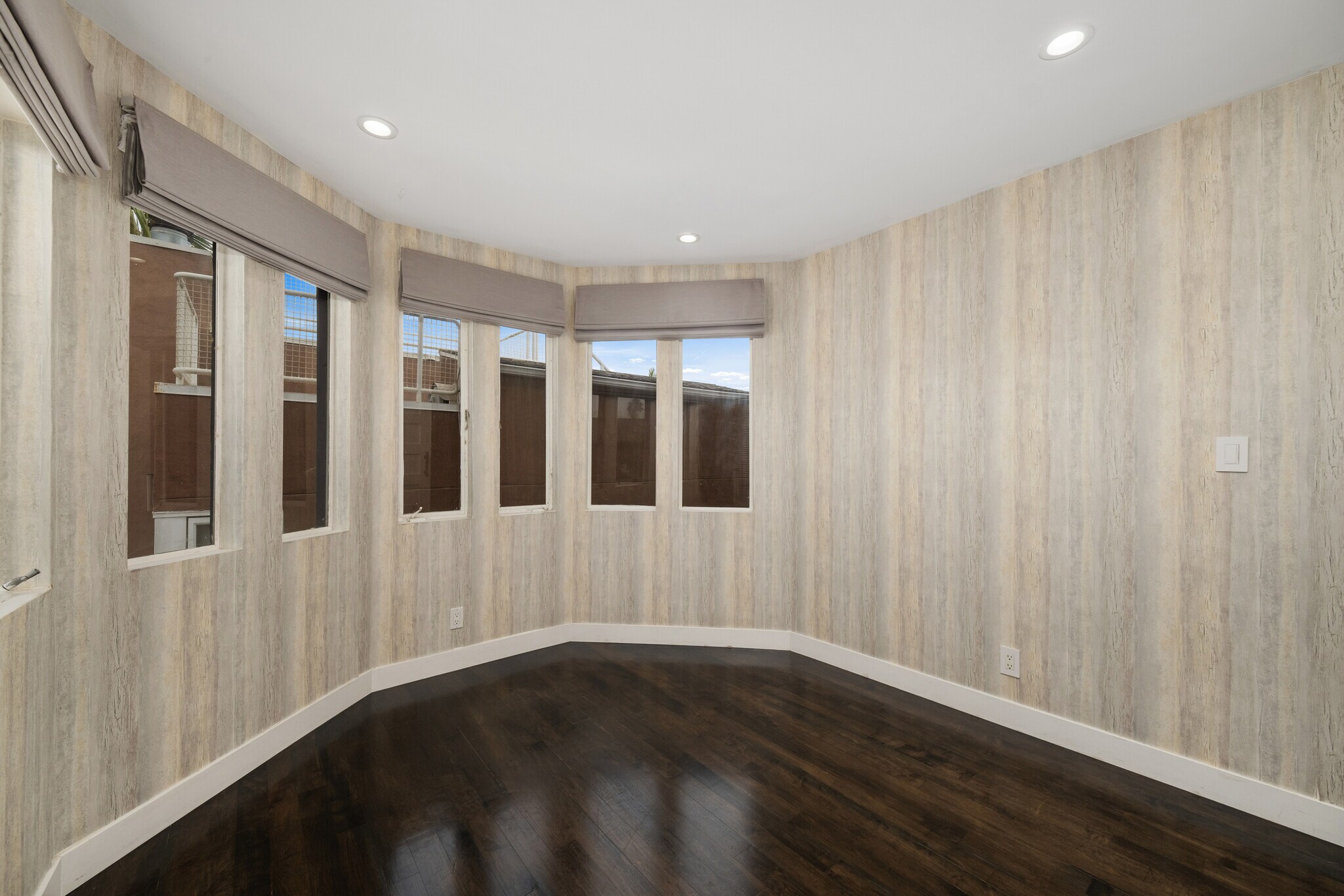 Building Photo - 24 Westwind St