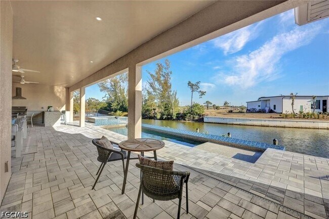 Building Photo - 3220 NW 21st St