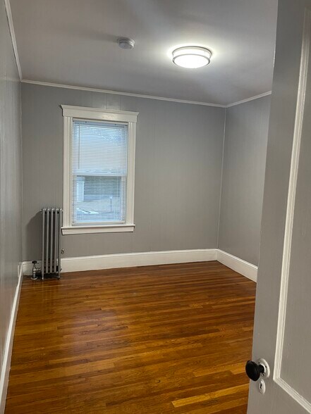 Building Photo - 84 Endicott St