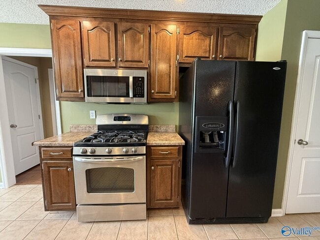 Building Photo - 176 Timber Oak Rd