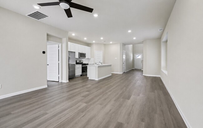 Building Photo - 13549 Sauger Ct
