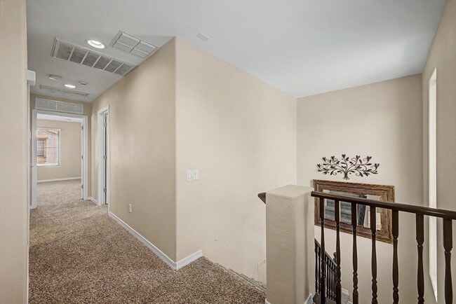 Building Photo - 26616 N Babbling Brook Dr