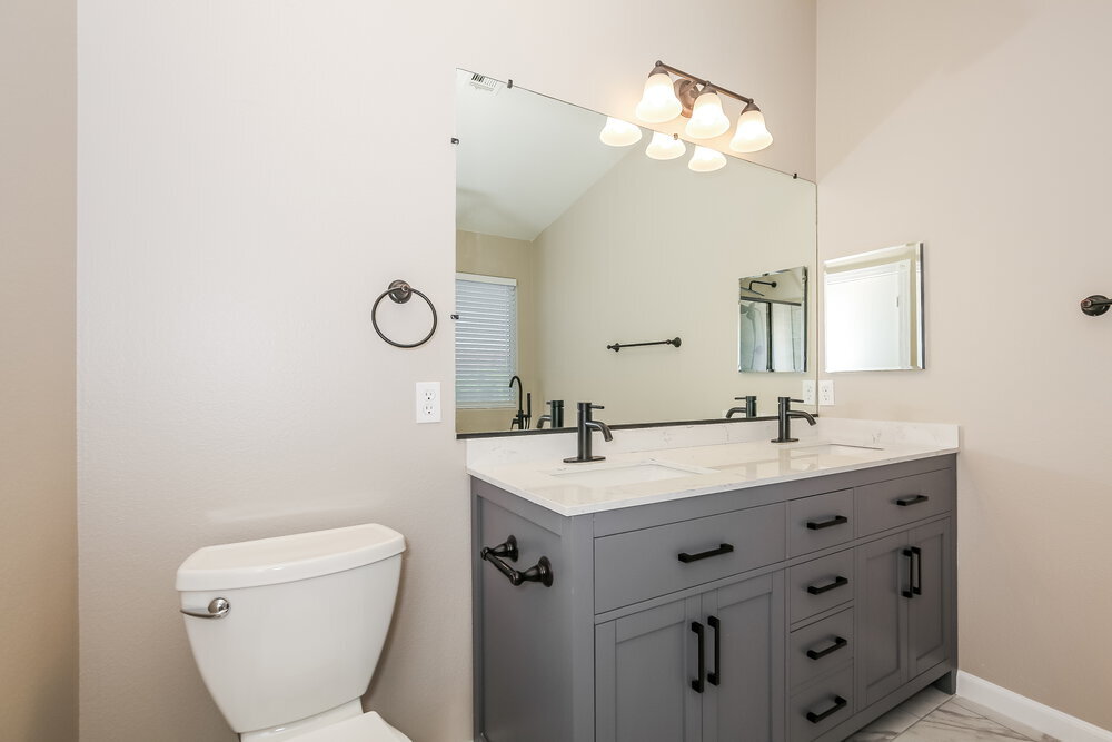 Building Photo - 6721 Maple Mesa St