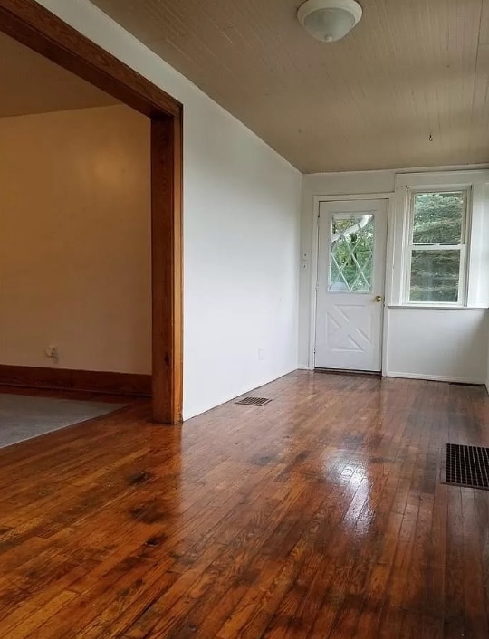 Building Photo - 1015 Boulevard Ave