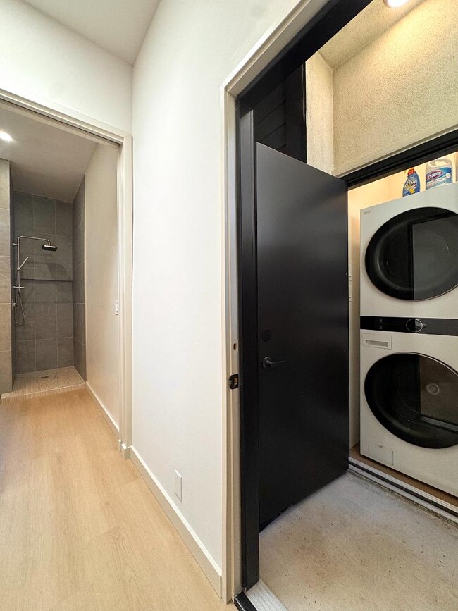 Building Photo - 3577 Louisiana St