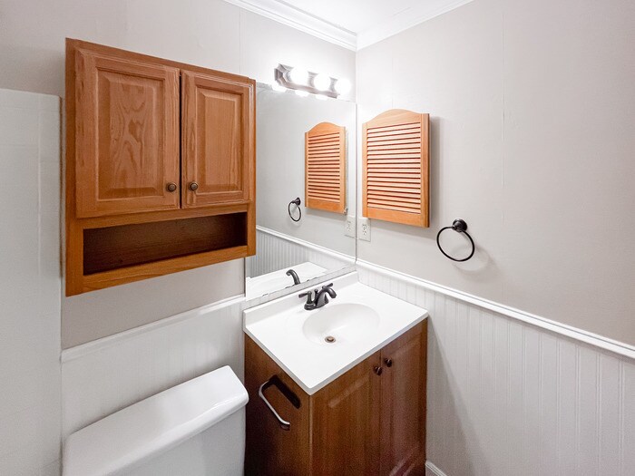 Building Photo - 7600 Pheasant Path Dr