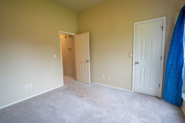 Building Photo - 4 Bed | 2 Bath | Owasso | $2060 | Mid July