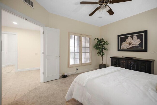 Building Photo - 4941 Bayshore Blvd