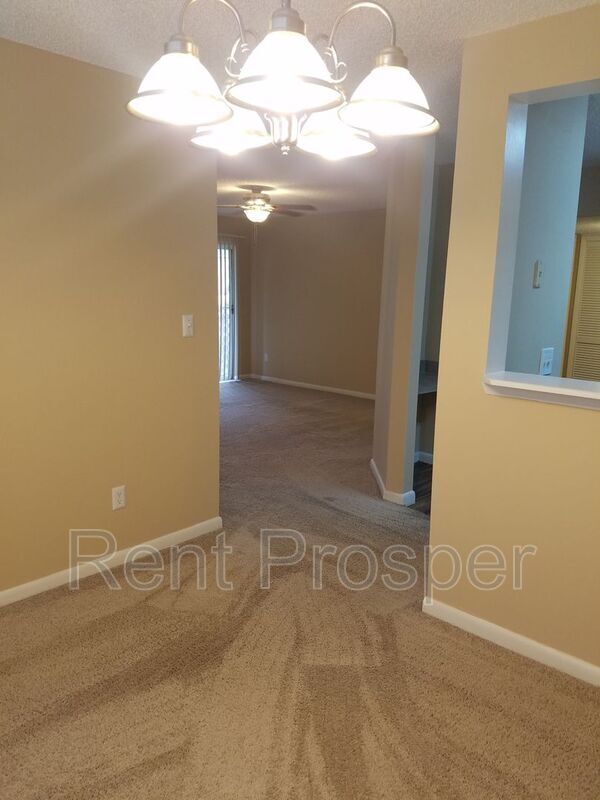 Building Photo - 3729 S Lake Orlando Pkwy