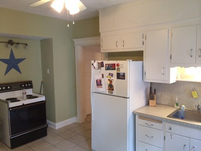 Building Photo - 173/175 Whitman Ave