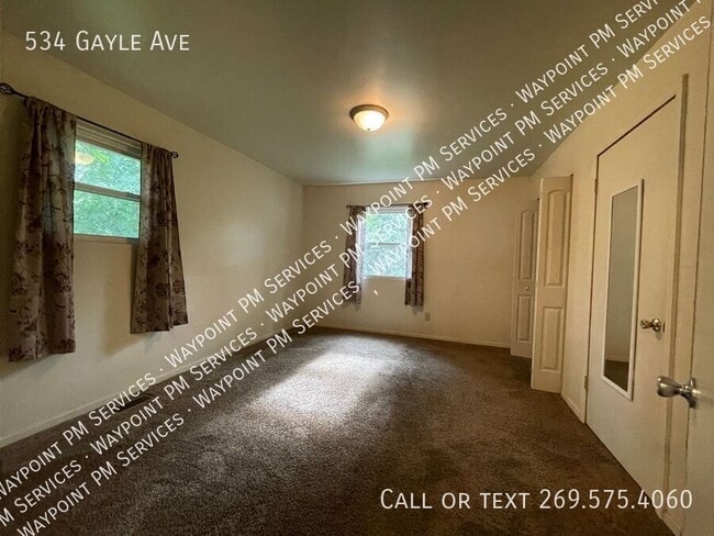 Building Photo - 534 Gayle Ave