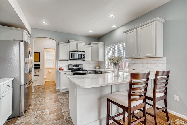 Building Photo - Beautiful 3 Bed, 3 Bath with a Loft Single Family Home in Meadows Neighborhood.