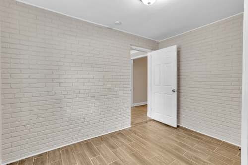 Building Photo - 125 Parish Ln