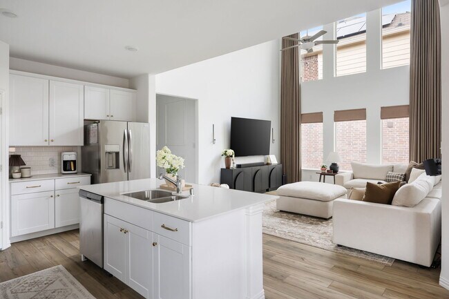 Building Photo - 10016 Thornapple Rd