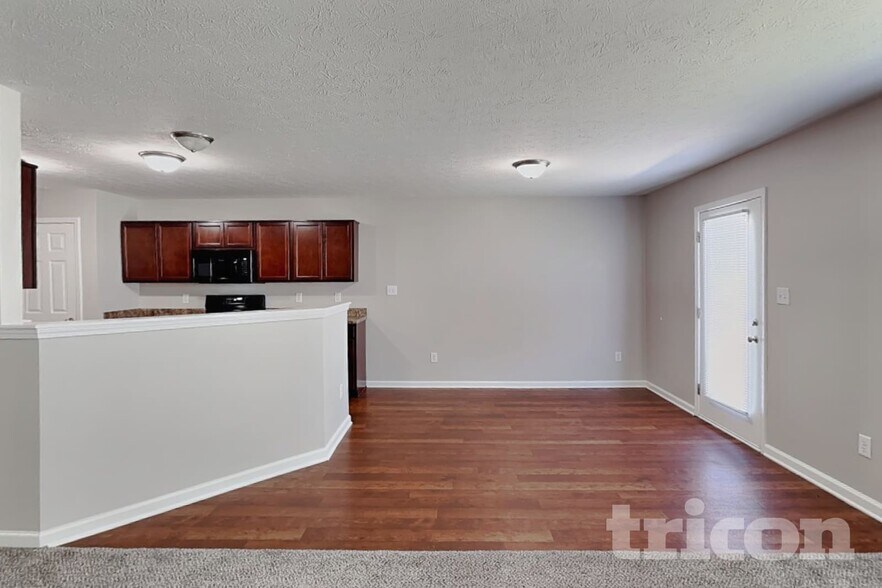 Building Photo - 7916 Amadeus Dr