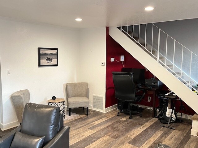 Building Photo - 2502 Florida Ln