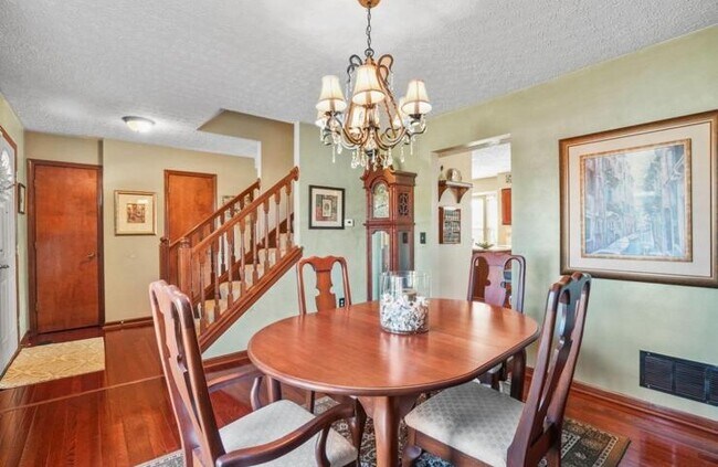 Building Photo - 1500 Aniko Ave