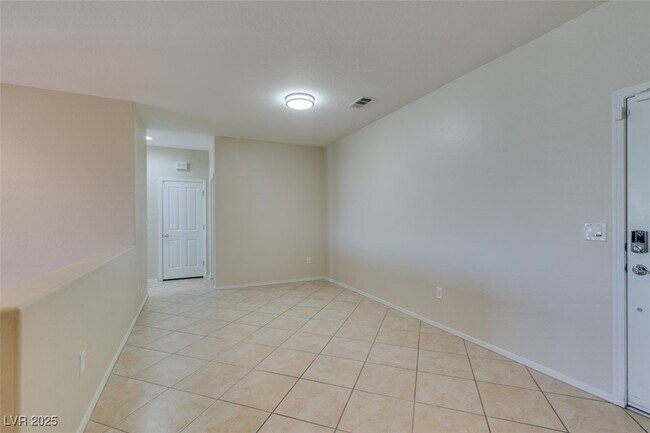 Building Photo - 2508 Penumbra Dr